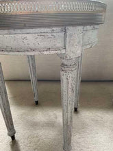 Load image into Gallery viewer, 1920s Scandinavian pair of marble side tables