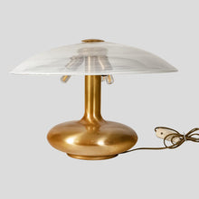 Load image into Gallery viewer, 1960s table lamp designed by Venini