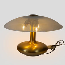 Load image into Gallery viewer, 1960s table lamp designed by Venini