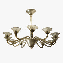 Load image into Gallery viewer, A large 1940s Venetian Chandelier