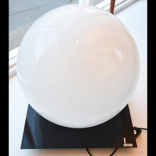 Load image into Gallery viewer, Micol Globe glass table lamp by Sergio Mazza