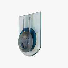Load image into Gallery viewer, A pair of wall lights attributed to Fontana Arte