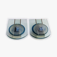 Load image into Gallery viewer, A pair of wall lights attributed to Fontana Arte
