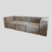 Load image into Gallery viewer, Sistema 61 sofa design by Giancarlo Piretti for Anonima Castelli