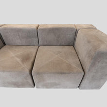 Load image into Gallery viewer, Sistema 61 sofa design by Giancarlo Piretti for Anonima Castelli