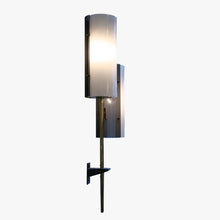 Load image into Gallery viewer, Black and white colour shade Stilnovo design wall sconce