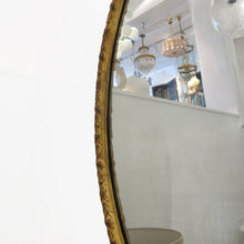 Load image into Gallery viewer, 1790s Georgian Large Oval Mirror with Gilt Wood Frame, English