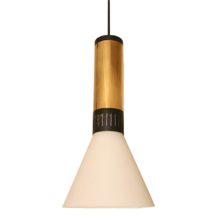 A single Stilnovo ceiling light