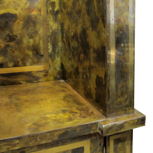 Load image into Gallery viewer, 1970s Spanish Neo-Classical Style Brass Display Cabinet – Vitrine