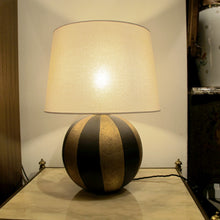 Load image into Gallery viewer, 1950s Pair of Spherical Black and Gold Ceramic Table lamps, Italian