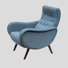 Load image into Gallery viewer, Pair of 1950s early Marco Zanuso Lady chairs
