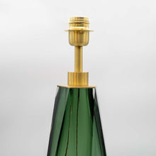 Load image into Gallery viewer, Pair of Briolette Murano glass emerald green table lamps