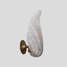 Load image into Gallery viewer, Pair of Italian 1950s glass leaf shaped wall lights