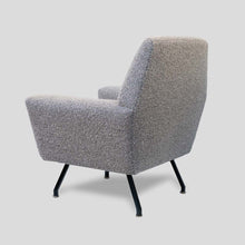 Load image into Gallery viewer, Pair of armchairs attributed to Lenzi