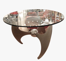 Load image into Gallery viewer, Propeller table Italian design by Luciano Campanini