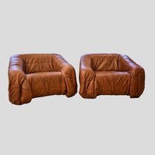 Load image into Gallery viewer, Pair of Piumino Italian Design Jonathan de Pas Donato D’urbino