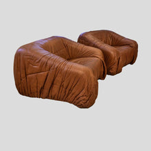 Load image into Gallery viewer, Pair of Piumino Italian Design Jonathan de Pas Donato D’urbino