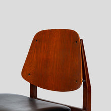 Load image into Gallery viewer, Set of 6 Fratelli Proserpio design chairs