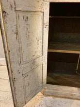 Load image into Gallery viewer, C1810 Swedish Gustavian buffet