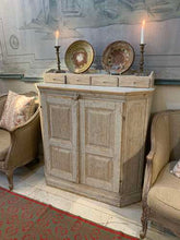 Load image into Gallery viewer, C1810 Swedish Gustavian buffet