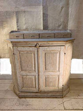 Load image into Gallery viewer, C1810 Swedish Gustavian buffet