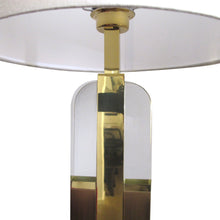 Load image into Gallery viewer, 1970s Italian pair of Lucite and brass table lamps