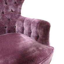 Load image into Gallery viewer, English 1980s Large Single Wingback Chair with Capitoné Backrest