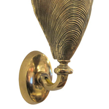 Load image into Gallery viewer, 1970s French Pair of Bronze Gold Gilded Mussell Wall Lights by Maison Jansen