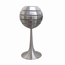 Load image into Gallery viewer, Manhattan pair of aluminium table lamps
