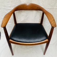 Load image into Gallery viewer, 1950s Danish Hans Wegner Oak Model 503 Armchair