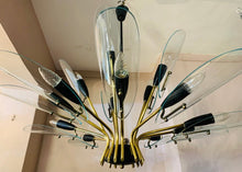 Load image into Gallery viewer, 1950s Italian Brass and Glass Leaves Chandelier