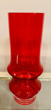 Load image into Gallery viewer, 1960s Finnish Riihimaki Red Vase by Tamara Aladin