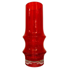 Load image into Gallery viewer, 1960s Finnish Riihimaki Red Vase by Tamara Aladin