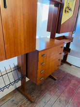 Load image into Gallery viewer, 1960s Italian Teak Wall Unit by Vittorio Dassi for Dassi
