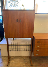 Load image into Gallery viewer, 1960s Italian Teak Wall Unit by Vittorio Dassi for Dassi