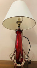 Load image into Gallery viewer, 1960s Seguso Style Ruby Red Table Lamp