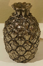 Load image into Gallery viewer, 1970s Mauro Manetti Pineapple Salt & Pepper Shakers