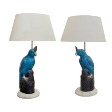 Load image into Gallery viewer, Mid-century Pair of Ceramic Parrot Table lamps with White Marble Base, Italian
