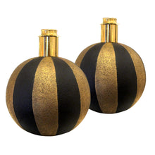 Load image into Gallery viewer, 1950s Pair of Spherical Black and Gold Ceramic Table lamps, Italian
