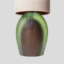 Load image into Gallery viewer, Pair of Murano mink green submerso Battuto table lamps
