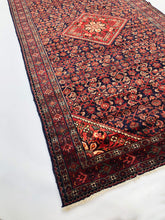 Load image into Gallery viewer, Handmade Persian Rug From Hosseinabad 5.13m²
