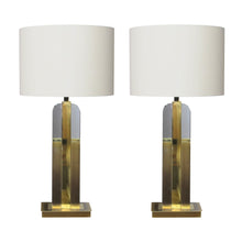 Load image into Gallery viewer, 1970s Italian pair of Lucite and brass table lamps
