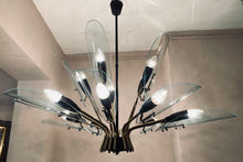 Load image into Gallery viewer, 1950s Italian Brass and Glass Leaves Chandelier
