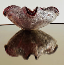 Load image into Gallery viewer, 1960s Italian Barovier &amp; Taso Murano Glass Bowl
