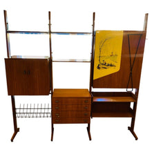 Load image into Gallery viewer, 1960s Italian Teak Wall Unit by Vittorio Dassi for Dassi
