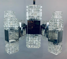 Load image into Gallery viewer, 1960s Large Italian Sciolari Glass Pendant Light
