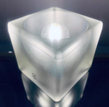 Load image into Gallery viewer, 1970s German Putzler Frosted Cube Table Lamp
